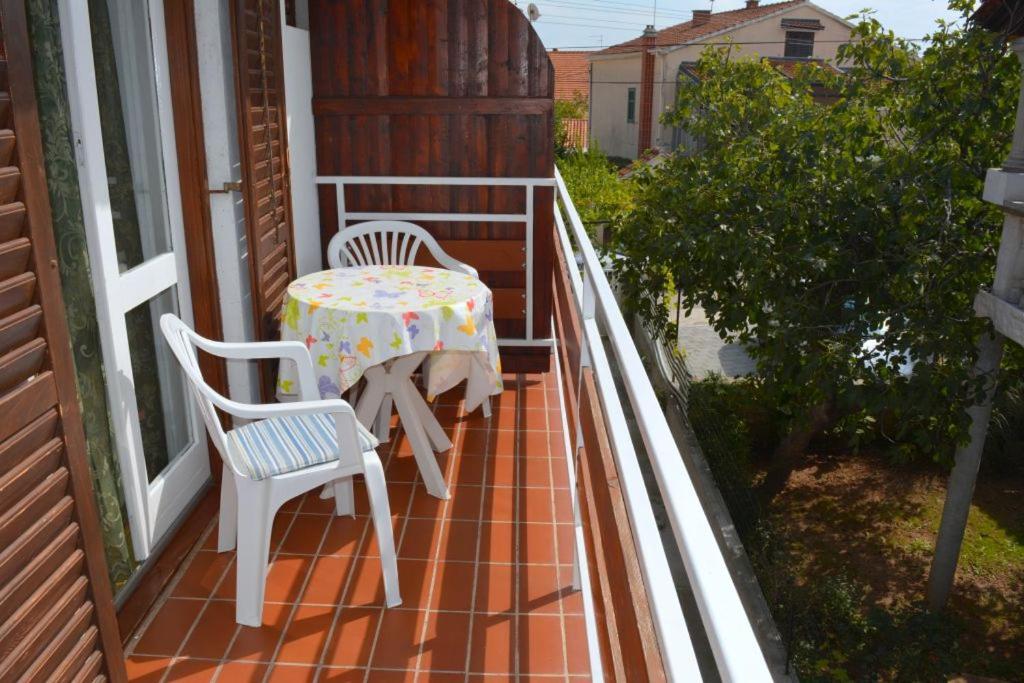 Apartmani Ana Juricev Vodice Exteriör bild