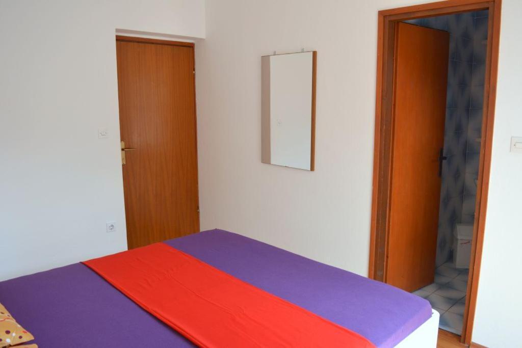 Apartmani Ana Juricev Vodice Exteriör bild