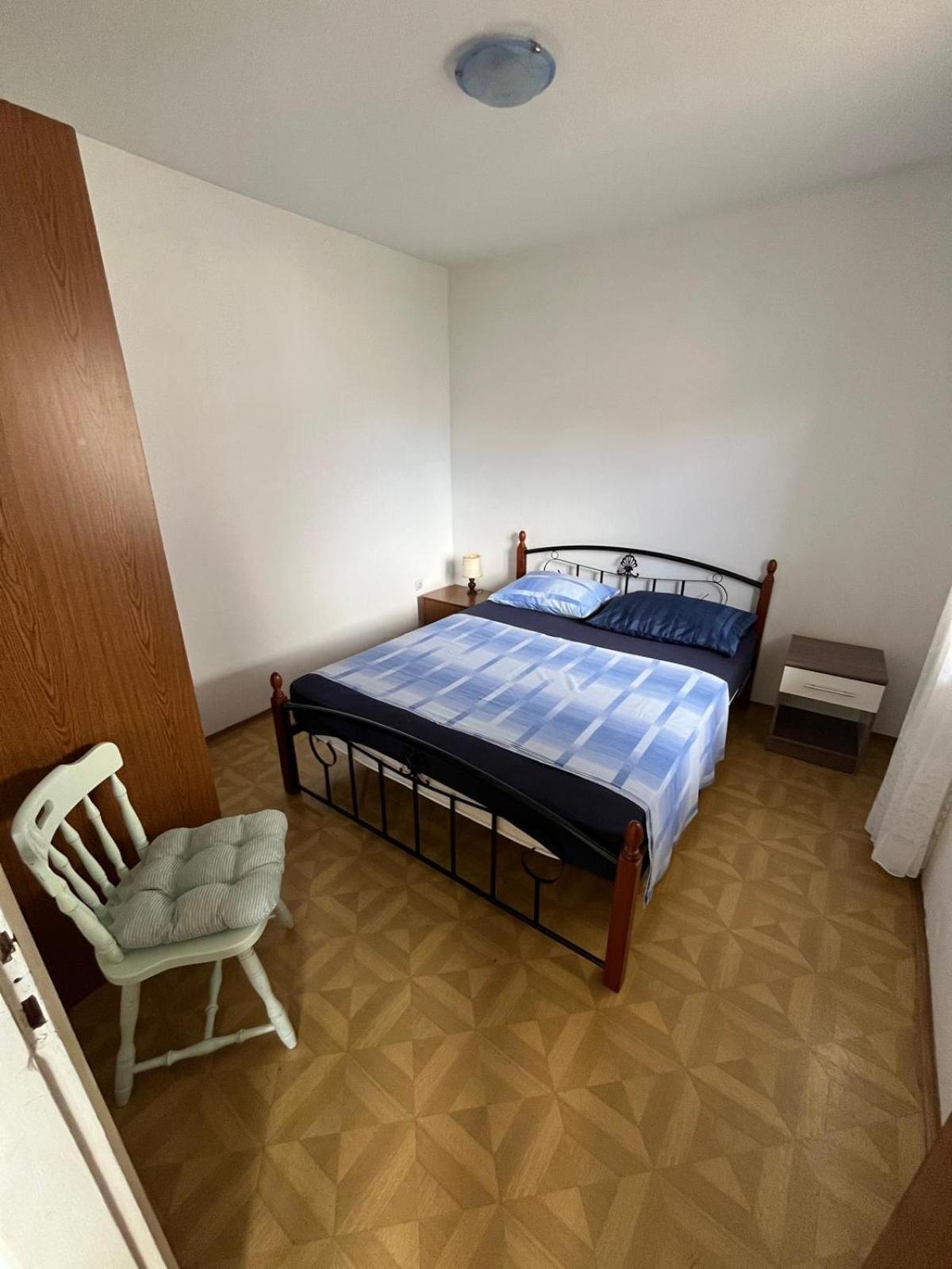 Apartmani Ana Juricev Vodice Exteriör bild