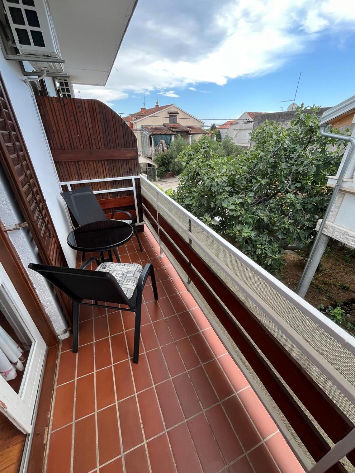 Apartmani Ana Juricev Vodice Exteriör bild